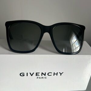Givenchy D-frame acetate sunglasses